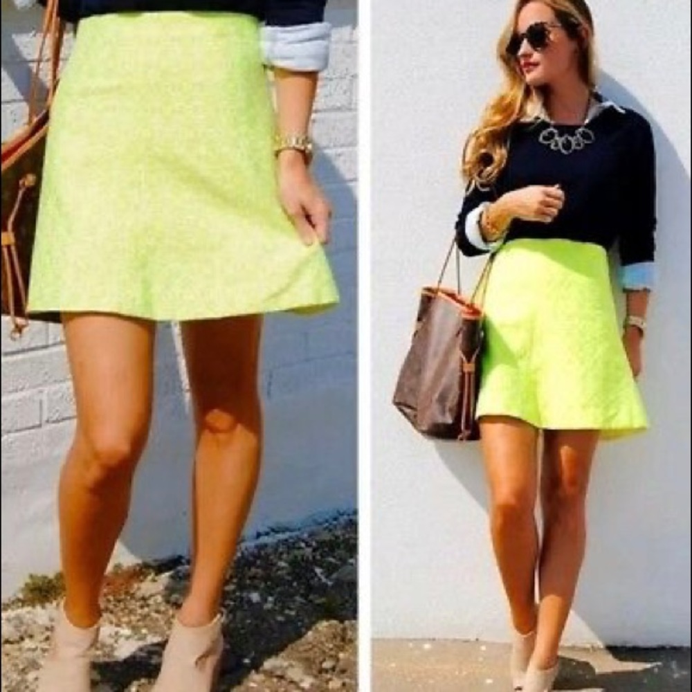J CREW NEÓN MINO SKIRT SIZE 4
